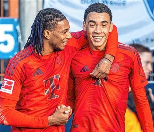 Wollen auch gegen Union Berlin jubeln: Michael Olise (links) und Jamal Musiala.Foto David Inderlied/DPA