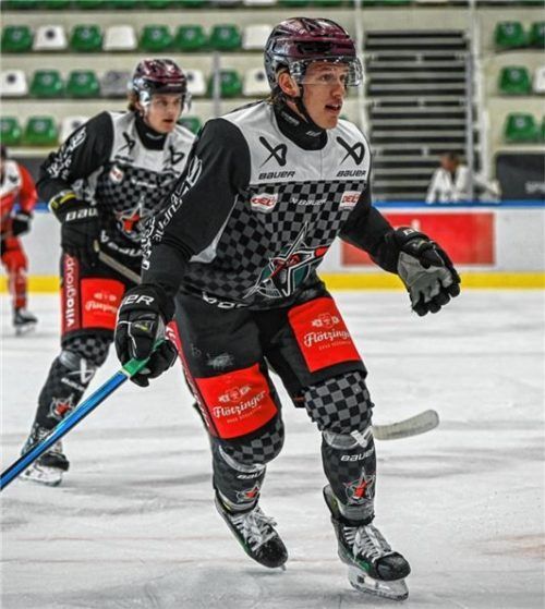 Zurück im Starbulls-Kader: Kilian Kühnhauser.Foto Aleksic