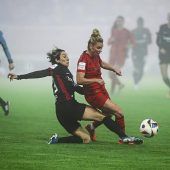 Bayern-Frauen erobern Spitze, lassen aber zwei Punkte liegen