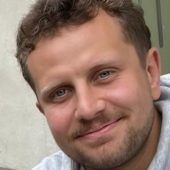 UMFRAGE: WIE OFT SCHREIBEN SIE NOCH MIT STIFT UND PAPIER?