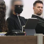 Grausamer Mord: Lebenslange Haft für Witwe