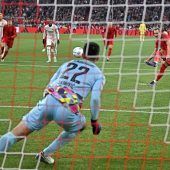 Kane erwischt Augsburg eiskalt