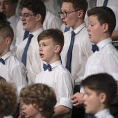 Windsbacher Knabenchor um Mädchen ergänzt