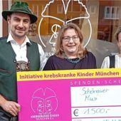 Schönauer Musi übergibt Spende über 1500 Euro
