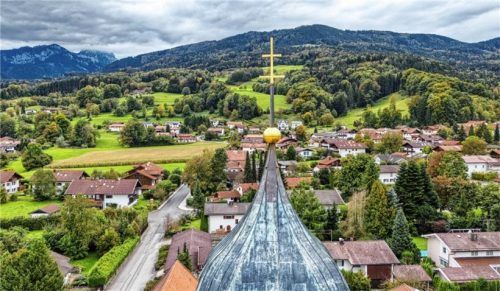 Bei der Bad Feilnbacher Bürgerversammlung wurde unter anderem Bürgermeister Max Singer von einem Bürger verbal angegriffen.Foto Imago/imagebroker