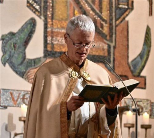Dekan Thomas Schlichting bei einer Messe. Foto Schlecker