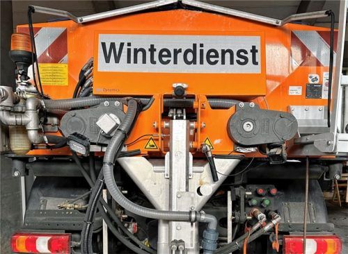 Der Winterdienst im Einsatz: ein Bild, das in den kommenden Monaten vermehrt zu sehen sein wird.Foto Stadt Rosenheim