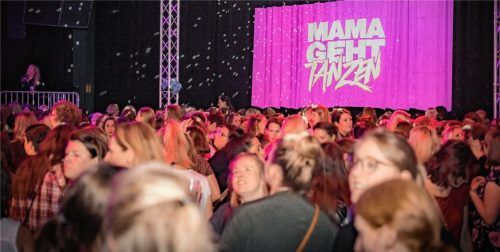 Die Musik beginnt – und ab geht die Post bei „Mama geht tanzen“.Foto MGT