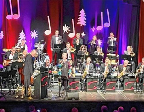 Die „SwingINN Bigband Rosenheim“ ist der moderne und swingende Teil der Stadtkapelle.Foto  Rosenheimstadtkapelle