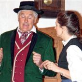 Die Pointen zünden im Minutentakt