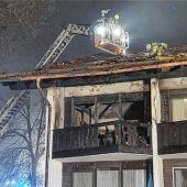 Brand: 60 Menschen aus Wohnhaus gerettet