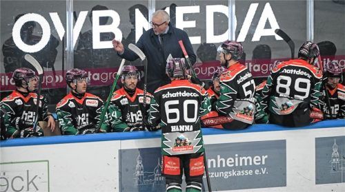 Fitness und Zusammenhalt: Starbulls-Trainer Jari Pasanen ist mit seiner Mannschaft bislang zufrieden.Foto Franz Ruprecht