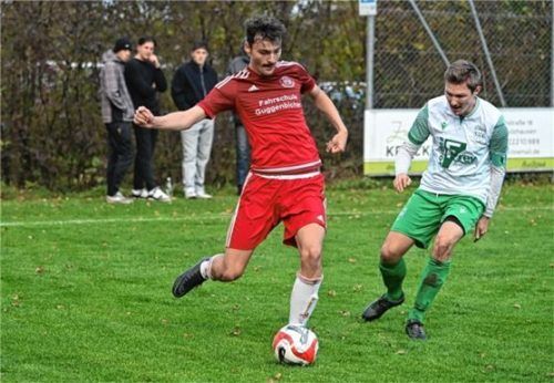 Florian Quirin Grill (links) und der ASV Großholzhausen müssen nach Ostermünchen.Foto Franz Ruprecht