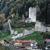 Sanierung der Burgmauer und Neuwahlen