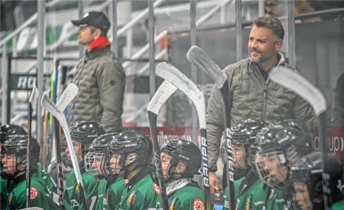 „Hart gecheckt“ mit René Wild. Der Nachwuchstrainer der Starbulls ist zu Gast im OVB-Podcast.Foto Marko Aleksic