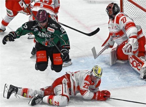 Im Hinspiel nahmen Kapitän C.J. Stretch und die Starbulls Rosenheim die Hürde Bad Nauheim relativ locker.Foto Hans-Jürgen Ziegler