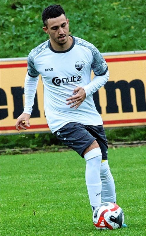 Nicht fit: Ampfings Bastian Grahovac.Foto Michael Buchholz