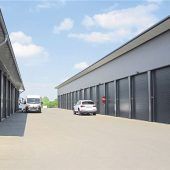 Eine Kleinstadt aus privaten Lagerräumen