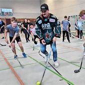 Schüler trainieren mit Starbulls