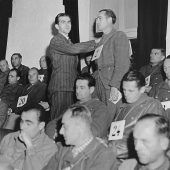 Die SS-Mörder auf der Anklagebank