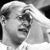 Von guten Mächten wunderbar geborgen