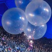 Eine Show wie eine Schneekugel