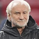 Überraschung: Legenden im Seniorenheim