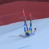 Skistar Sarrazin heftig gestürzt