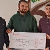 Nikoläuse sammeln für Kinderhospiz in München