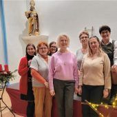 Bad Endorfer Frauen zeigen Herz