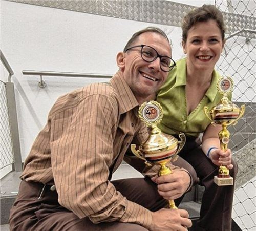 Angela Lex (Grabenstätt) und Christian Wagner (Straubing) von den Dancin‘ Shoes Trostberg belegten bei der hochkarätig besetzten WM in Prag den sechsten Rang.Foto privat