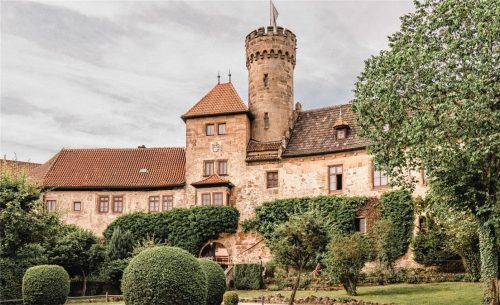 Das Schloss Hohenstein in Coburg. Neben einem Romantik-Hotel mit 14 Zimmern und drei Suiten gibt es auch ein Sterne-Restaurant. Fotos VanHamann Photography