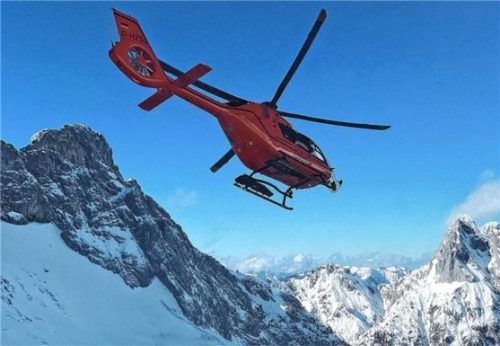 Der Rettungshubschrauber „Christoph 14“ im Einsatz. Foto BRK Berchtesgaden