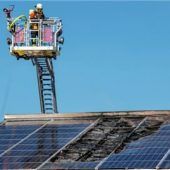 PV-Anlage steht plötzlich in Flammen