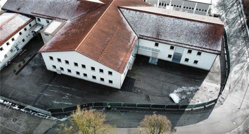 Ziehen hier demnächst Geflüchtete ein? Die Baugenehmigung hat das Landratsamt nun erteilt. Foto re