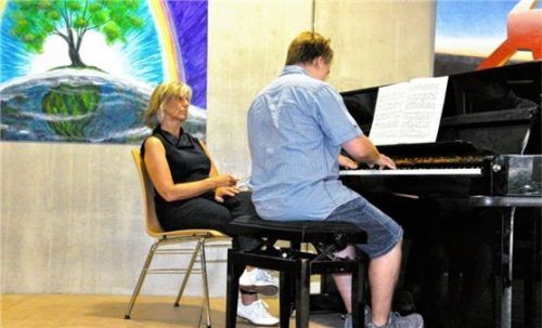 „Früh übt sich, wer Meister werden will“: Diesem Motto hat sich die Musikschule Feldkirchen-Westerham verschrieben. Foto merk