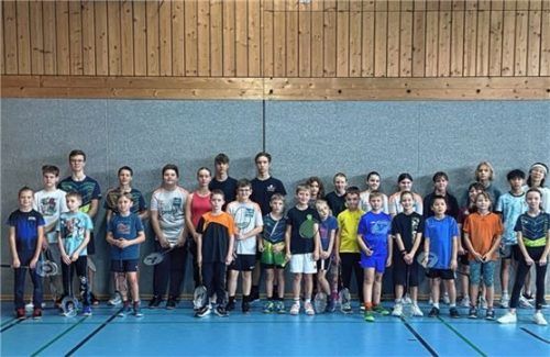 Gruppenbild aller jugendlichen Teilnehmer/innen

Foto Heger