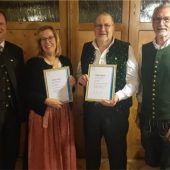 Für lange Sängertreue geehrt