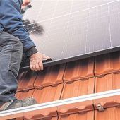 Die richtige Solaranlage auf dem passenden Dach