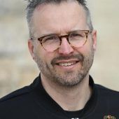 Turn-Bundestrainer schaltet sich in Stuttgart ein