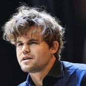 Nach Eklat und Hochzeit: Carlsen in der Bundesliga