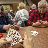 Die Welt spielt Schafkopf