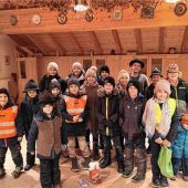 Hochstätter Klöpfelkinder unterwegs