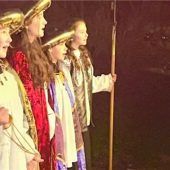 Sternsingerin der Kastenau