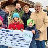 Adventsmarkt bringt 1400 Euro Spenden