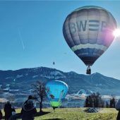 Ballon-Spektakel bei Traumwetter über dem Samerberg