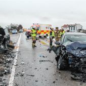 Schwerer Unfall bei Bruckmühl: Mehrere Verletzte
