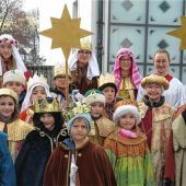 Im Bereich der Stadtkirche Bad Aibling: 175 Sternsinger sammeln 21900 Euro für Kinder in Kenia und Kolumbien