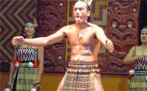 Auch den Maori, den Angehörigen der indigenen Bevölkerung Neuseelands, sind die Büttners begegnet.