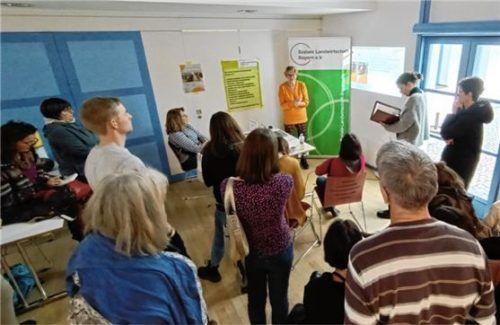 Das neue Praxisnetzwerk stieß auf große Resonanz im Bad Endorfer Pfarrhaus. Foto Praxisnetzwerk Soziale Landwirtschaft Chiemgau